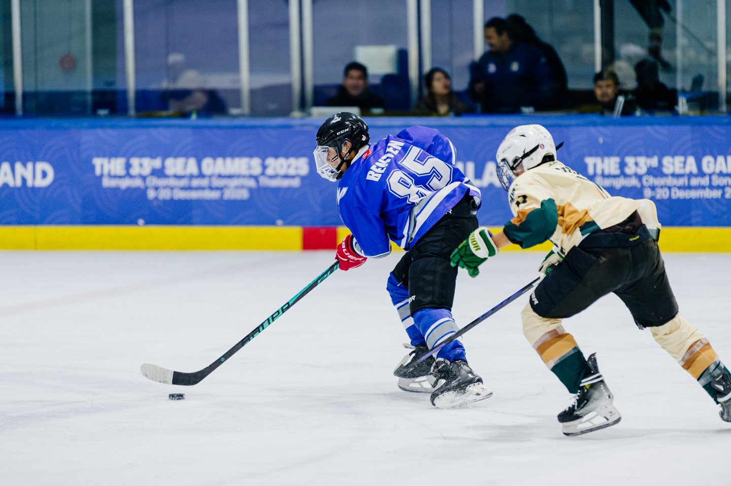 627637098_868128509323248_4901143490291298044_n